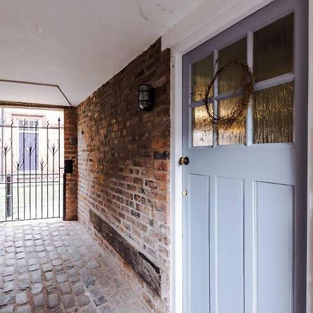 Rustic Chester Cottage Near Shops & Terrace 外观 照片